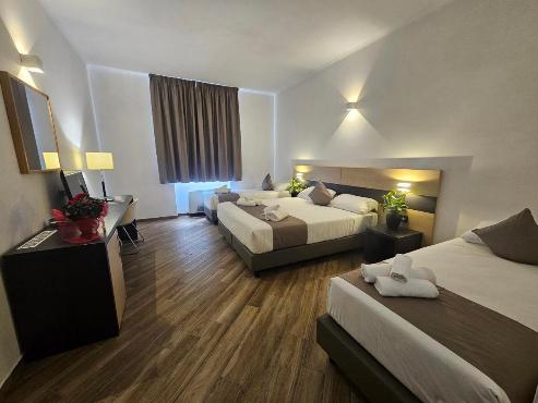 Hotel Alba Torre Maura