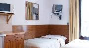 Studios Pelayo Guest House