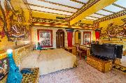 Roman Boutique Hotel
