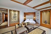 Sheraton Dubai Creek Hotel & Towers