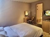 Summit Hotel