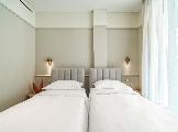 Liv Mackenzie Beach Suites (Adults only)
