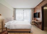 Liv Mackenzie Beach Suites (Adults only)