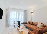 Liv Mackenzie Beach Suites (Adults only)