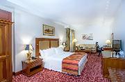Sunday Hotel Holiday International Dubai