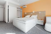 Orange Hotel
