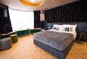 Quentin Zoo Hotel
