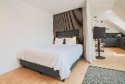 Bob W Munich Schwabing