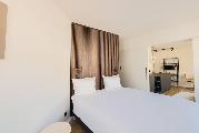Bob W Munich Schwabing