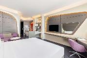 V Hotel Dubai Curio Collection by Hilton (Adults only)