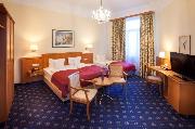 Centro National Frankfurt, Trademark Collection by Wyndham