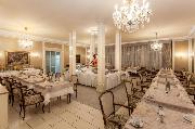 Centro National Frankfurt, Trademark Collection by Wyndham