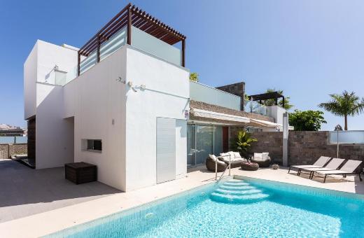 Luxury Bkm in Playa Del Duque