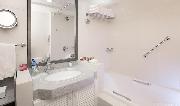 Millennium Plaza Downtown Suites